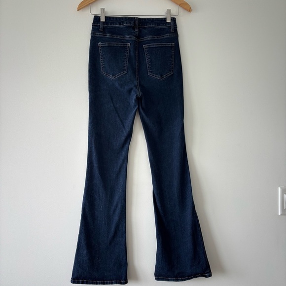 Harper Heritage High Rise Flare Mid Dark Wash Buttoned Denim Jeans EUC Size 27 - Picture 3 of 13